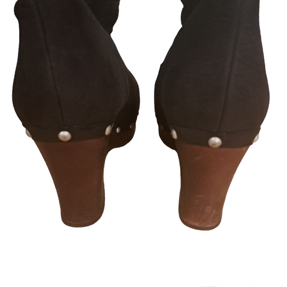 UGG Carnegie Studded Leather Shearling Boots - Picture 9 of 13